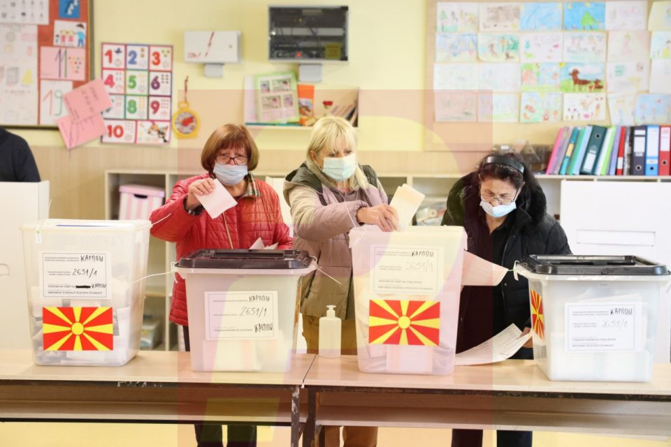 ВМРО-ДПМНЕ денеска ќе одлучува за следните чекори за да ја натера власта на избори
