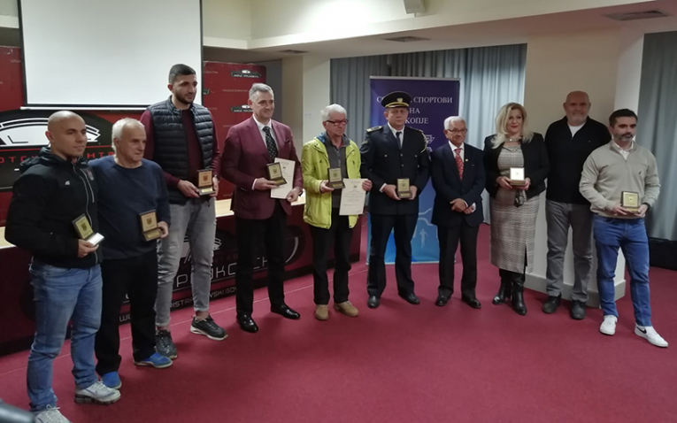 Сојузот на спортови Скопје ги додели наградите „13 Ноември“