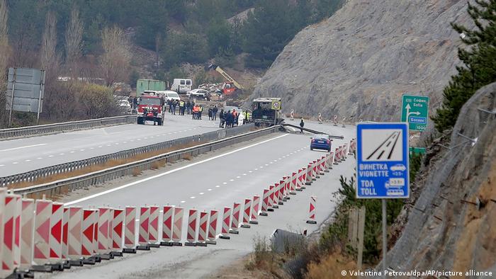 Во Бугарија почна проверката на патиштата и магистралните патишта
