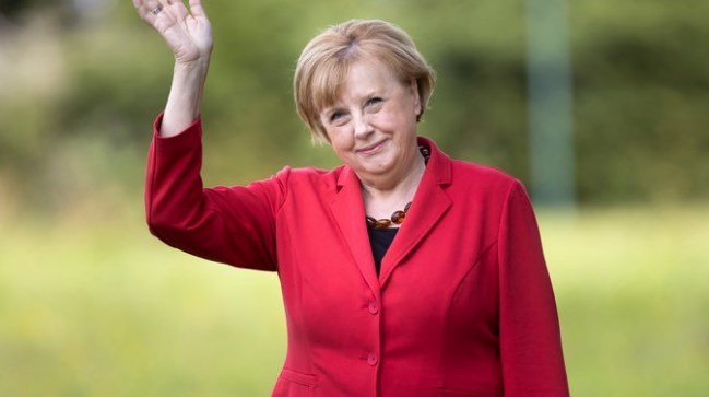 Последното обраќање на Меркел: Сфатете го вирусот сериозно!