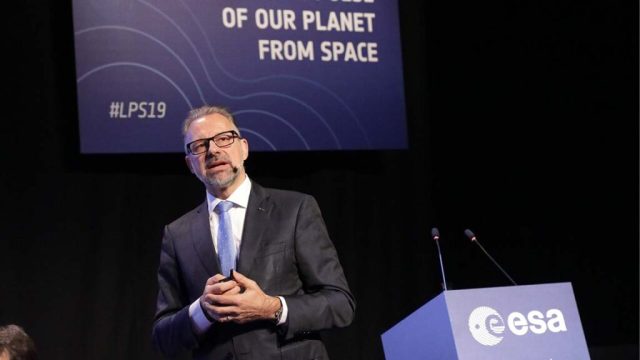 Европската вселенска агенција планира првиот европски астронаут да стапне на Месечината до 2030 година