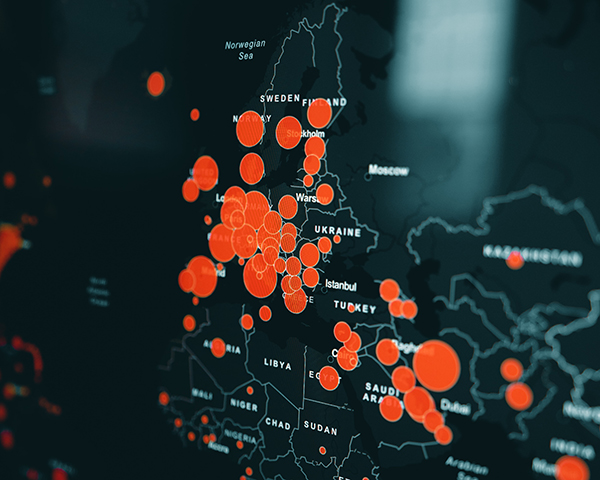 Експерти: Европа влегува во нов бран на коронавирусот