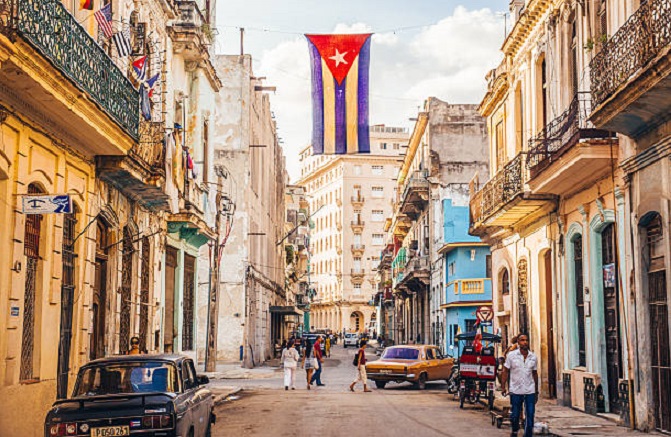 Сопственото прозводство на вакцини на Куба и овозможи повторно да се отвори за туристи