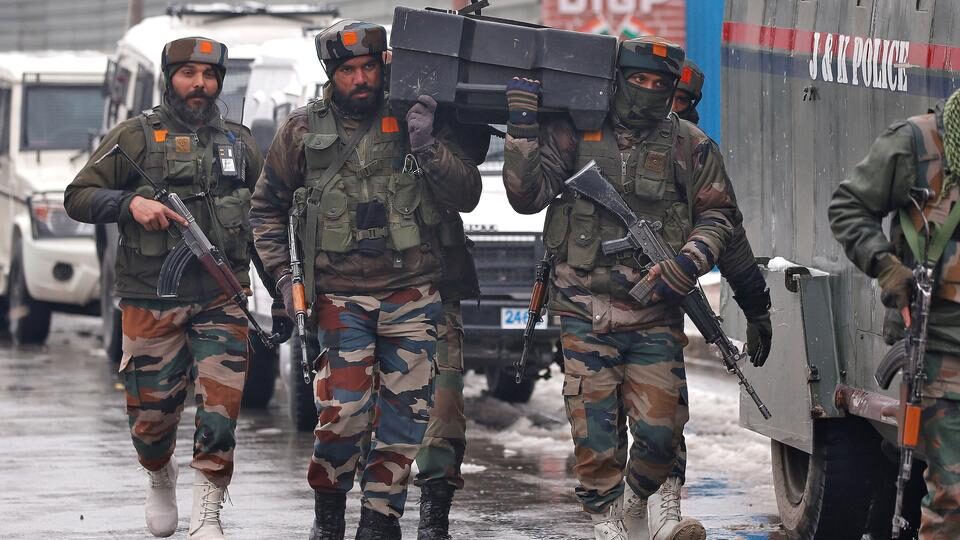 Индиската армијата пукала по грешка и убила цивили