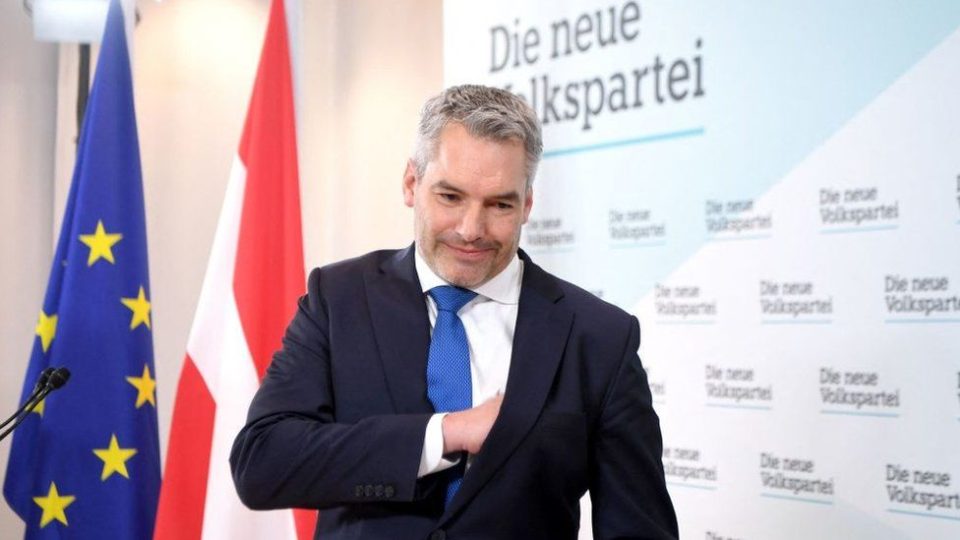 Карл Нехамер избран за да биде кандидат за нов канцелар на Австрија