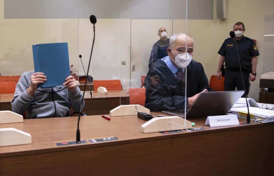 Kастрирал луѓе по нивно барање: Германец осуден на 8,5 години затвор