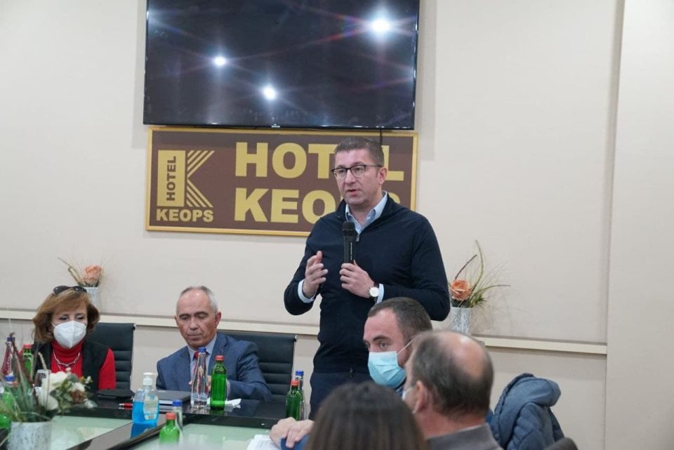 Мицкоски и Коњановски на средба со претставници на Регионалната стопанска комора