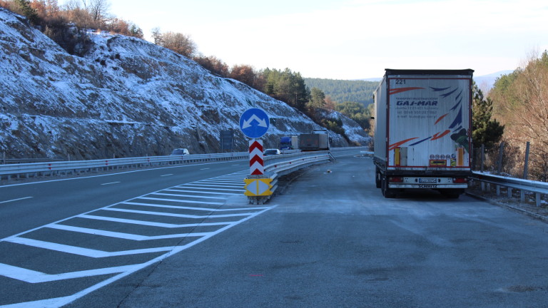 Едно лице загина во судар на македонски камион и автомобил во Бугарија