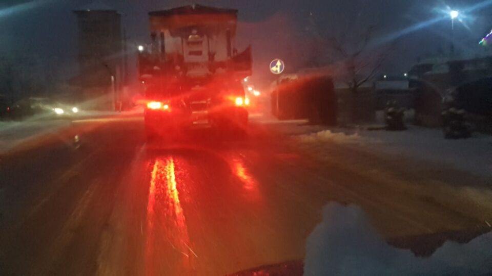 Георгиевски: На терен делуваат екипите на ЈКП „Илинден“ кои го чистат снегот