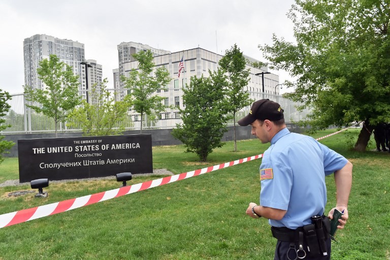 Амбасадата на САД во Киев ги советува граѓаните да ја напуштат Украина