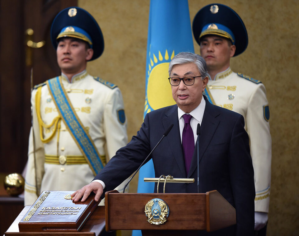 Казахстанскиот претседател со наредба до силите за безбедност: Пукајте без предупредување