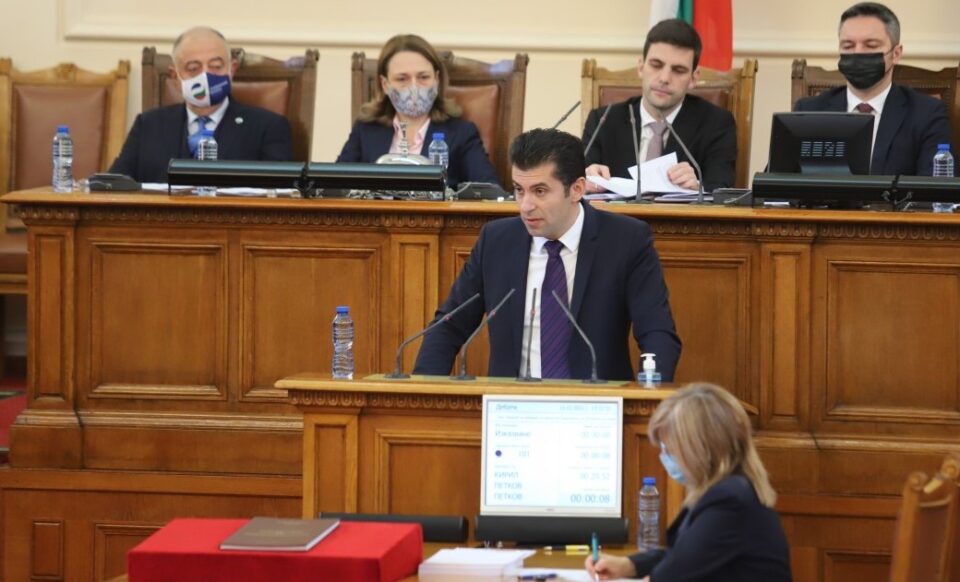Петков: Новата влада не го менува ставот кон Македонија