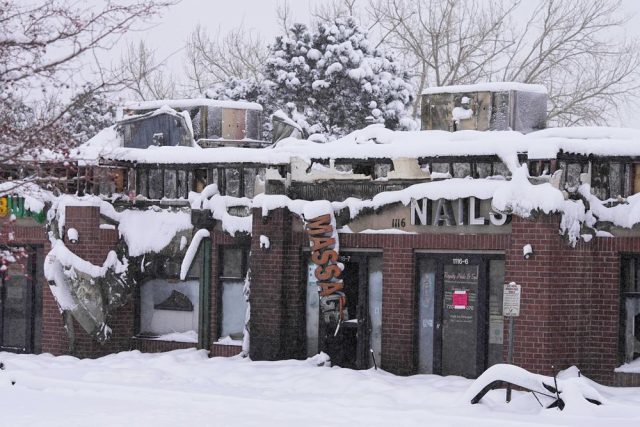 Во Колорадо затворени училишта и владини канцеларии поради снежната бура