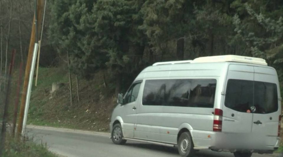 Новоформирана фирма без лиценца превезувала патници – возилата и лицата се поврзуваат со Беса Транс