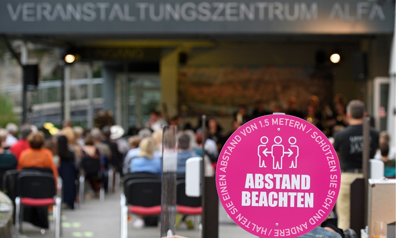 Австрија здивнува, од 5 февруари ги опушта мерките