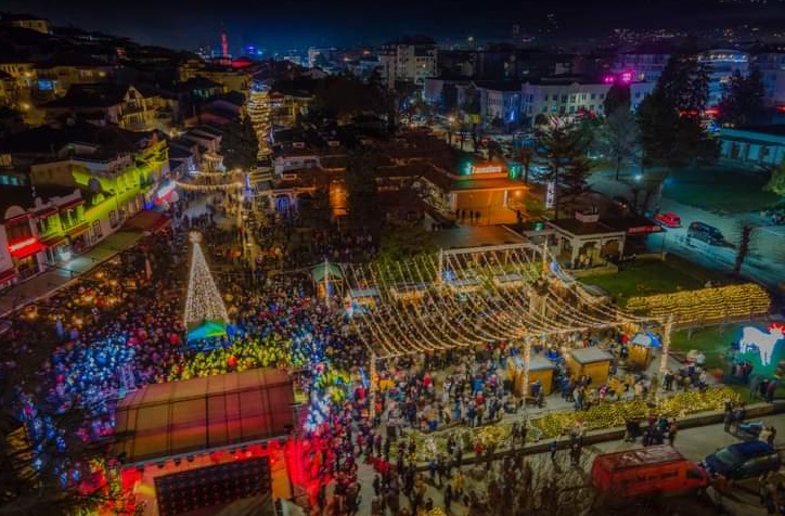 Во прекрасна атмосфера и расположение и со многу туристи Охрид ја пречека Новата година