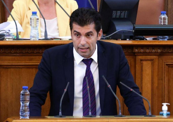 Петков: Премиерот не носи сам одлуки, ако има договор со Скопје прво МНР ќе ја извести Владата