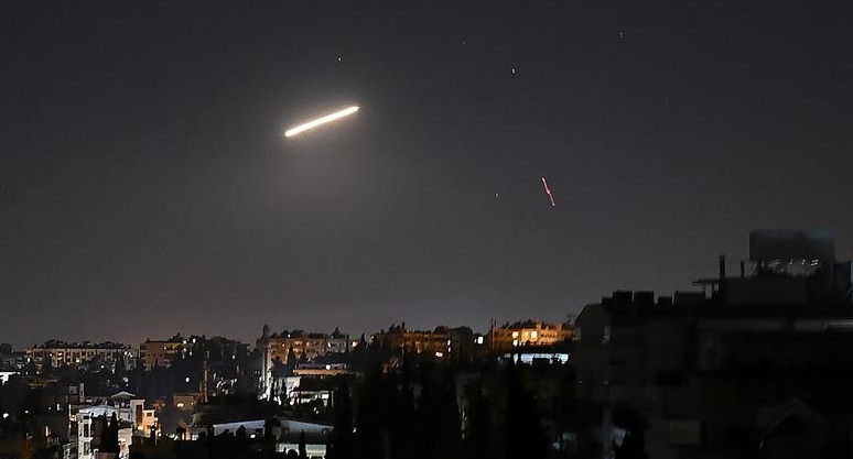 Сириската противвоздушна одбрана пресретнала израелски ракети истрелани врз Дамаск