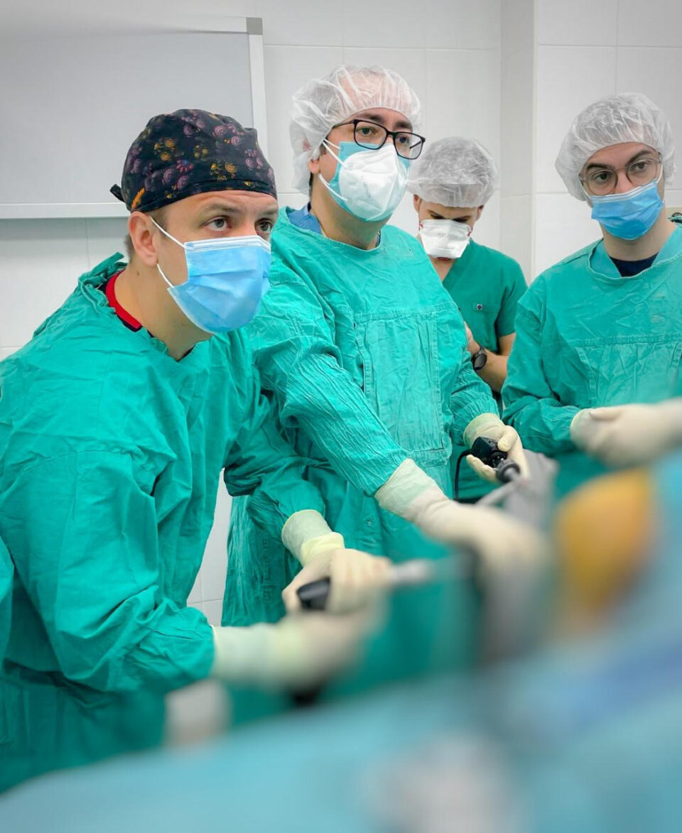 Кај 34-годишен пациент со повреда на коленото извршена првата трансплантација на лигамент од починат донор на Ортопедија