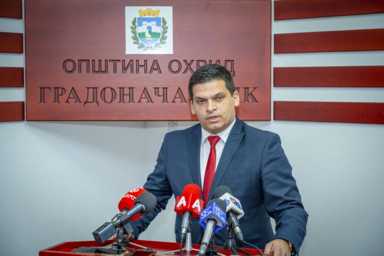 Следете во живо: Отчет на градоначалникот Пецаков за сработеното во првите 100 дена од мандатот