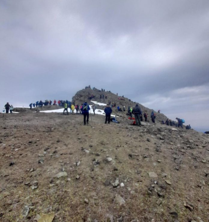 Традиционално искачување на Клепа во чест на трагично загинатите планинари Калина и Александар
