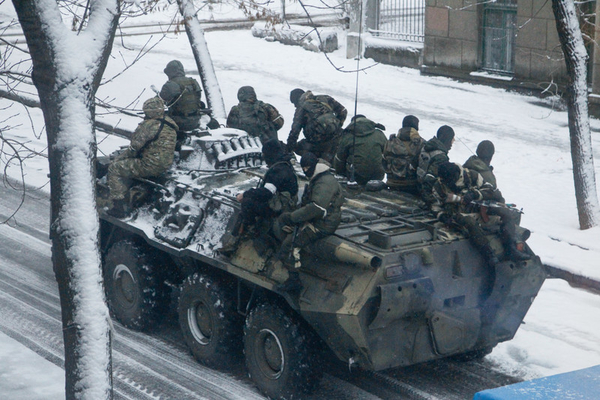 Руски тенкови влегоа во Луганскaта област на границата на Красна Таливка, Милове и Городишче