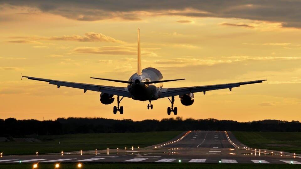 Пијан патник принудил авион да слета во Грција