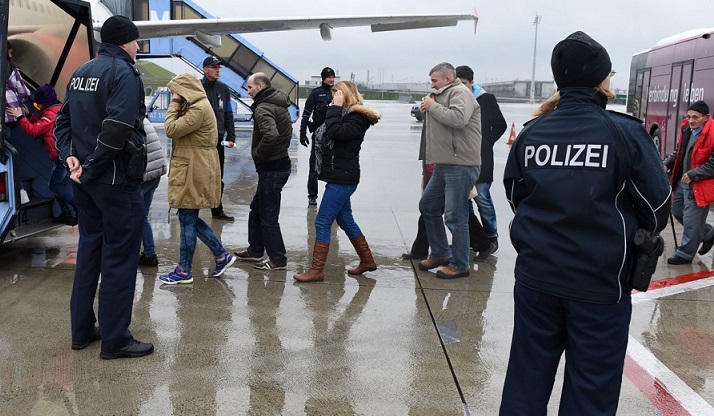 Бројот на депортирани од Германија се зголеми за речиси 27 отсто во првата половина од годината