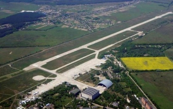 Има долга писта за големи транспортни авиони: Eве зошто на Русите им беше битно да го заземат аеродромот „Гостомел“