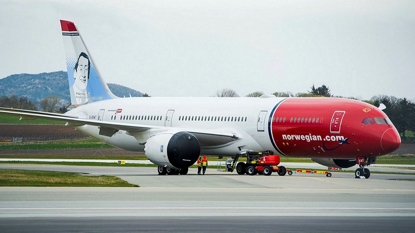 Норвешка авиокомпанија ќе го избегнува украинскиот воздушен простор