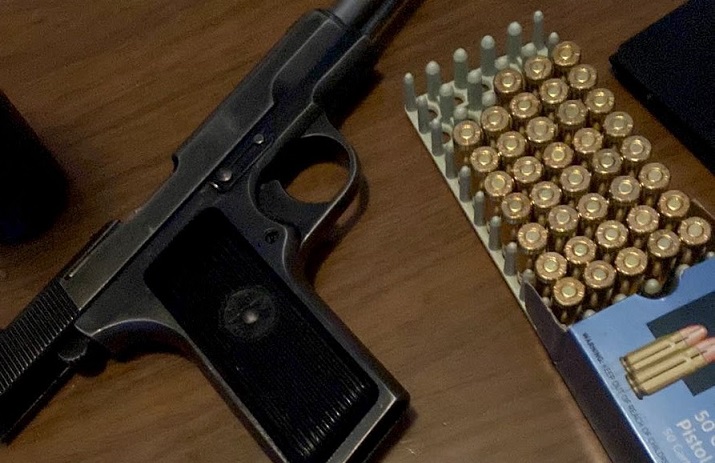 Претрес во Тетово, пронајден пиштол и муниција, приведено едно лице