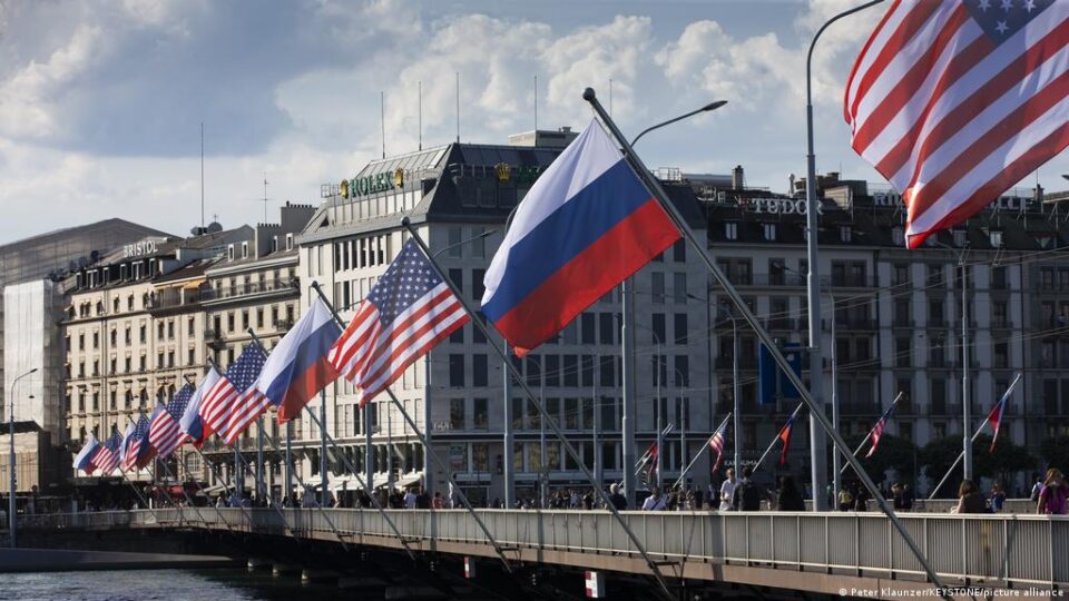 САД го протеруваат вториот по ранг дипломат од руската Амбасада во Вашингтон