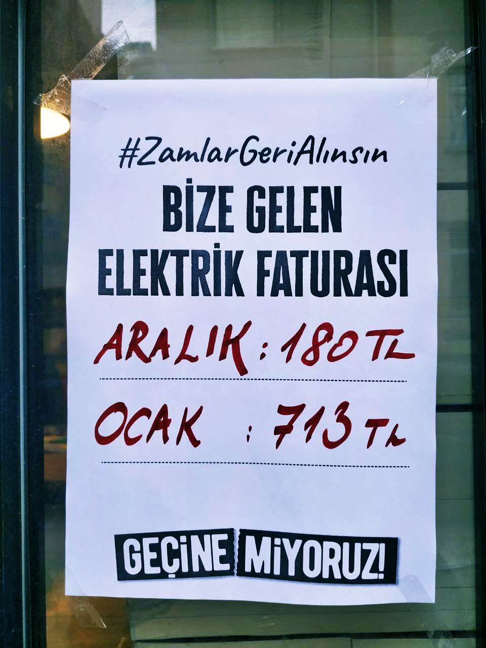 Во Турција протести против поскапувањето на струјата