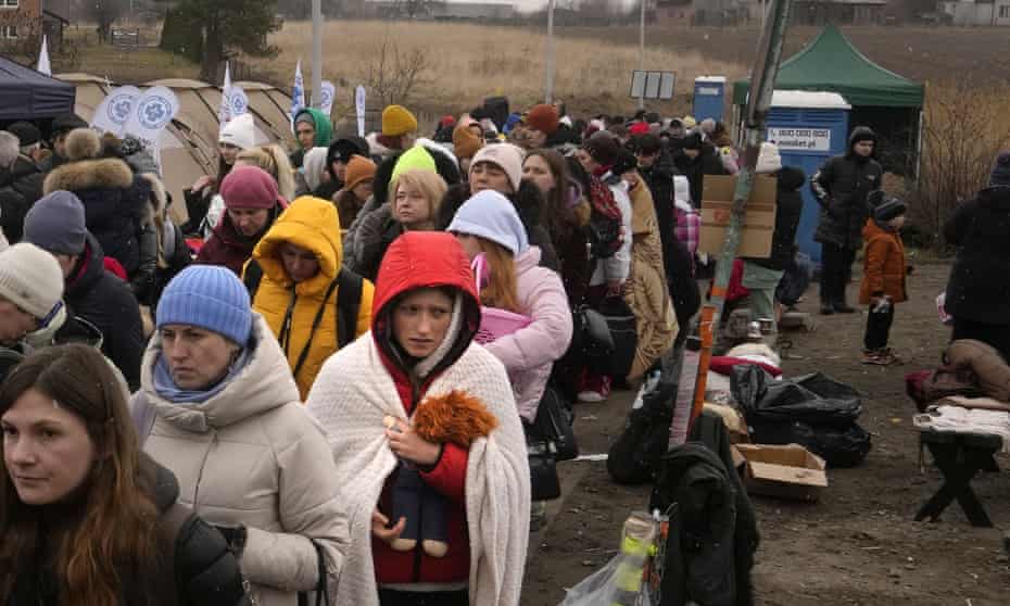 Русија објави прекин на огнот во неколку украински градови за евакуација на цивили преку хуманитарни коридори