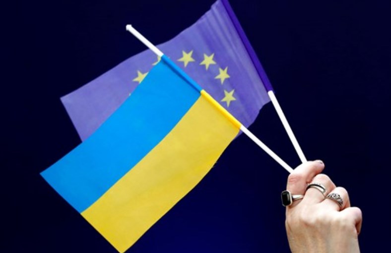 Шолц: Нема скратен пат за Украина кон ЕУ