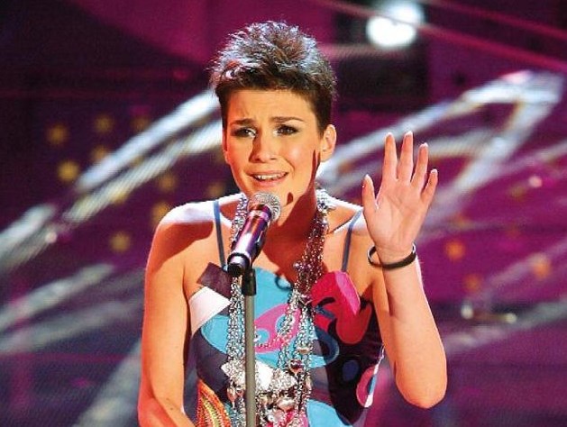 Албанска пејачка уапсена во Италија, била дел од криминална група
