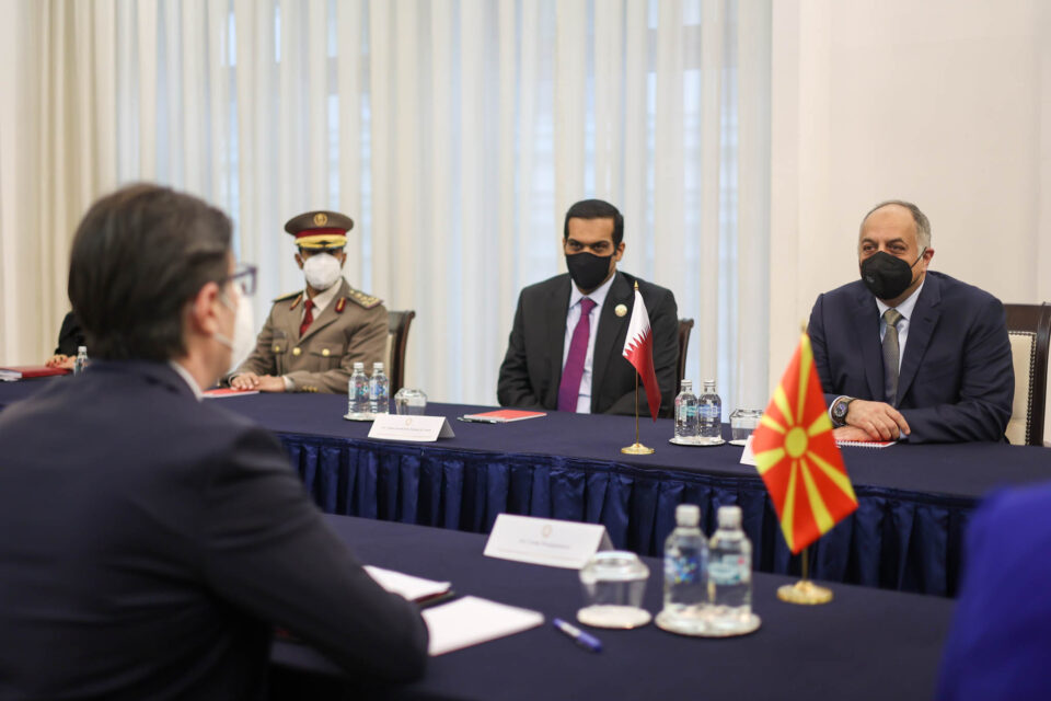 Пендаровски се сретна со катарскиот заменик-премиер и министер за одбрана Калид бин Мохамед ал Атија
