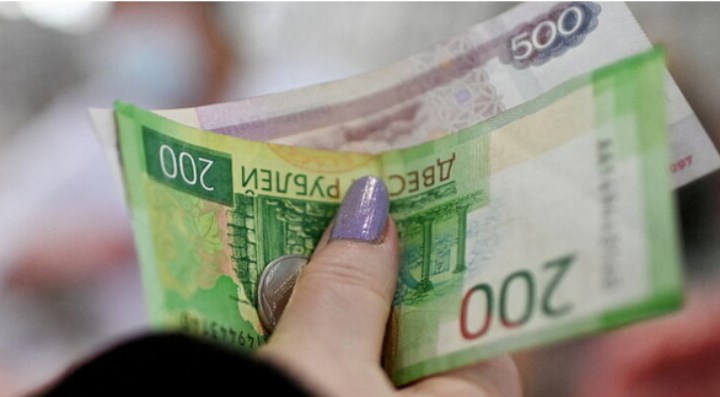 Руските фирми кредитите и робата кон „непријателските земји“ ќе ги плаќаат само во рубљи