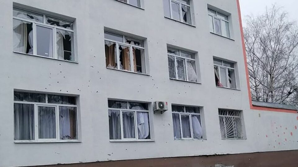 Руските сили нападнаа психијатриска болница во украинскиот град Изум