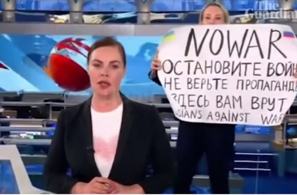 Водителката на прекинатата емисија на руската телевизија е државјанка на Црна Гора