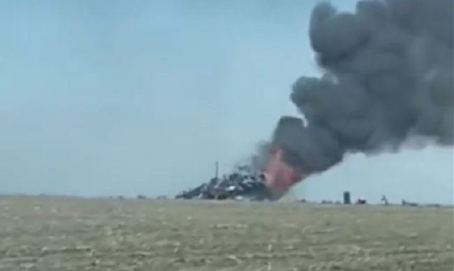 Украинците тврдат дека собориле руски борбен авион, објавија и видео од паднатото летало
