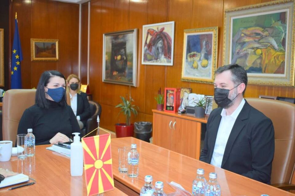 Средба на министрите за култура: Република Македонија и Косово имаат отворени можности за соработка