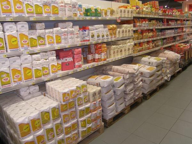 Oграничена продажбата на брашно, масло и конзерви во повеќе маркети низ Белгија
