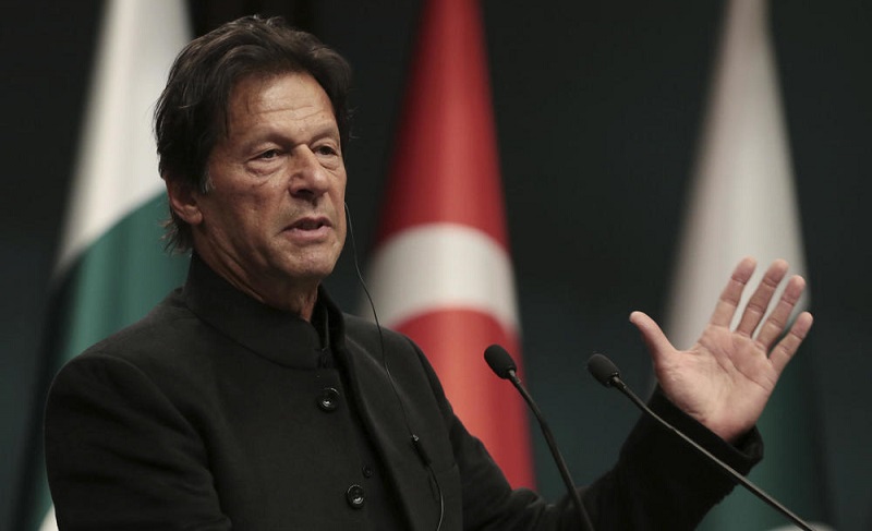 Пакистанскиот премиер предупреди дека има странски заговор за соборување на неговата Влада