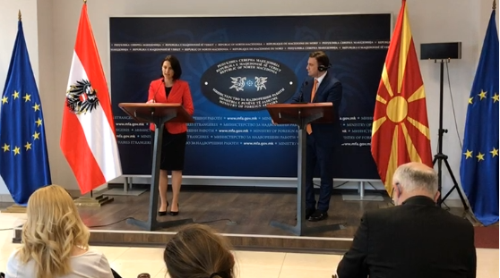 Едштадлер: Приемот на Скопје и Тирана е прашање на стабилноста и безбедноста на ЕУ