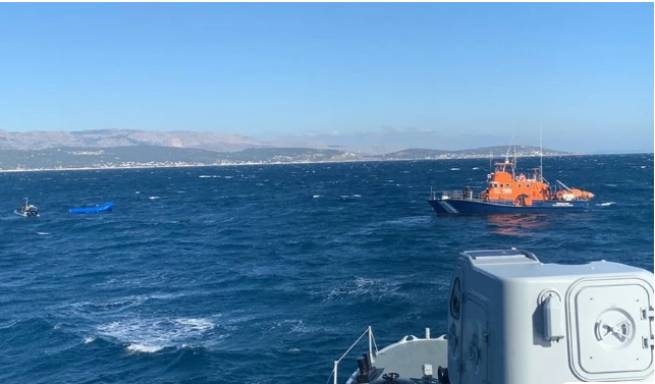 Четворица мигранти се удавија во близина на островот Лезбос, 18 се спасени