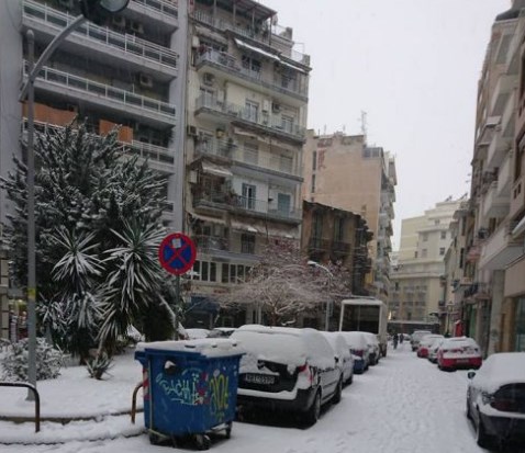 Сметките за струја во Грција достигнаа 1.000 евра: Луѓето се исклучуваат од греење иако е студено