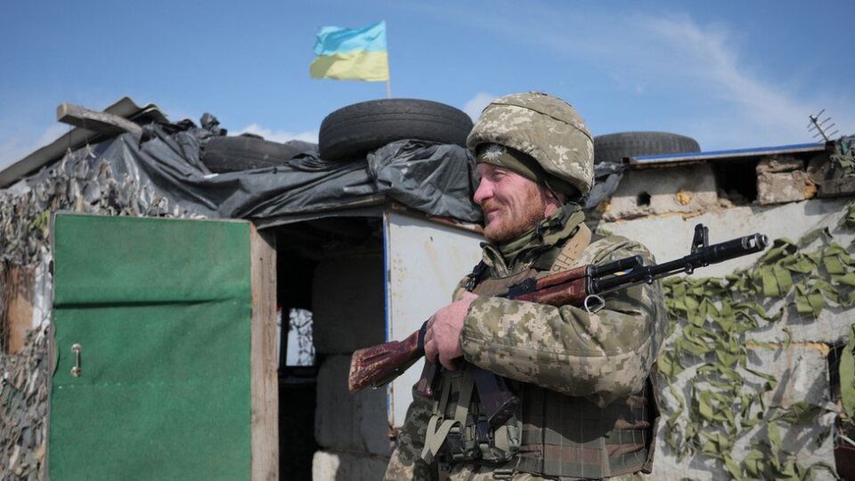 Десетици загинати украински војници во руски напад врз касарна во Николаев