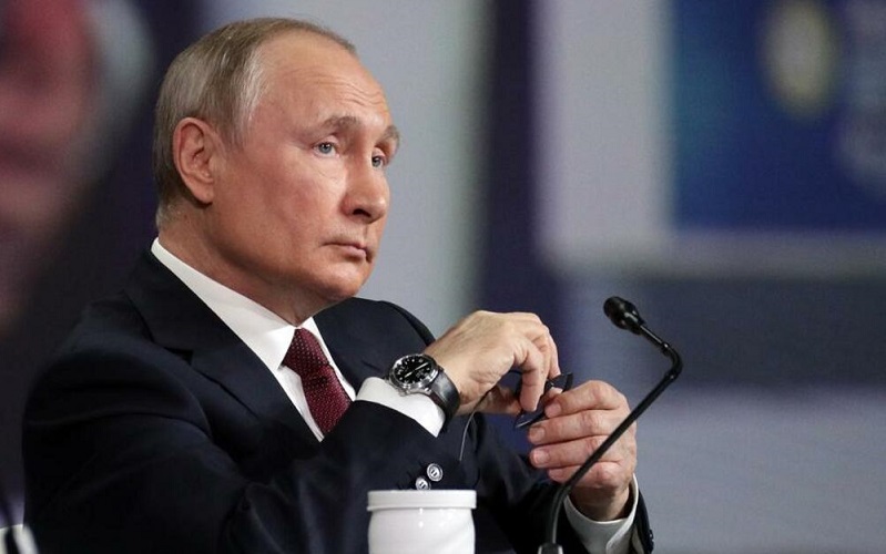 Американскиот Сенат го прогласи Путин за воен злосторник