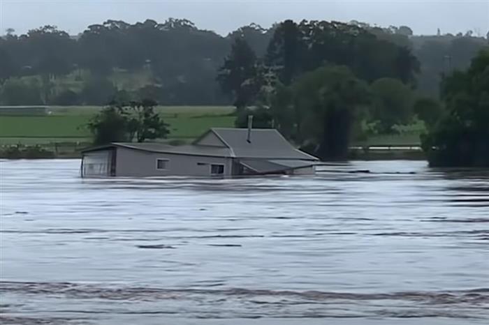 Евакуација во Сиднеј поради нови поплави